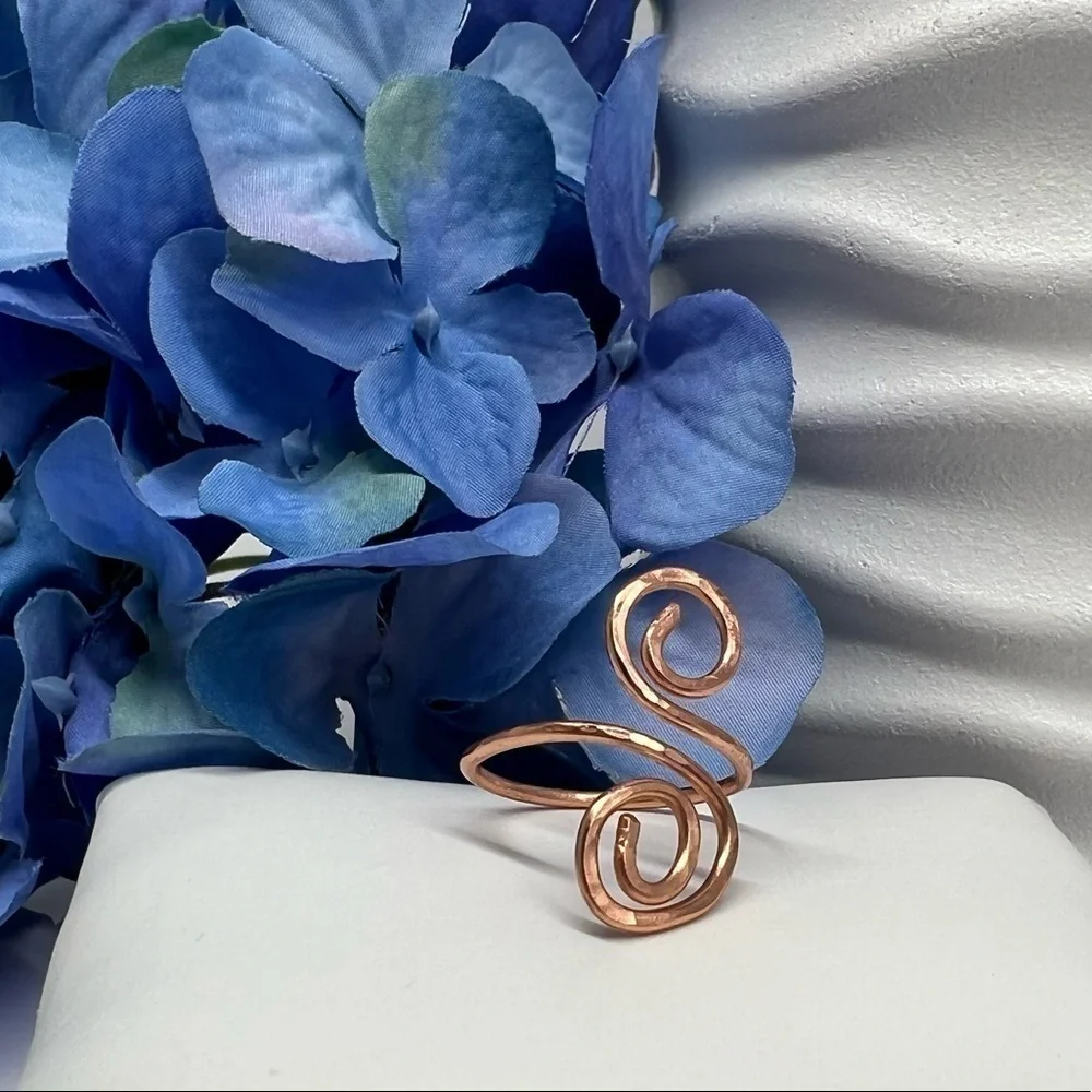 Hammered Copper Swirl Ring